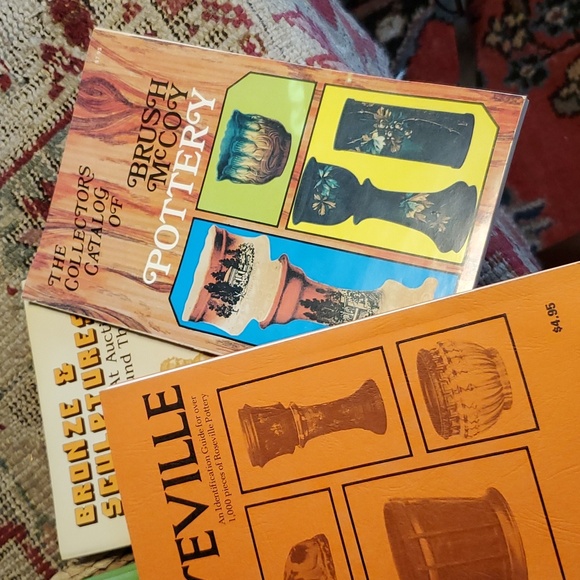 💥SOLD💥"8"Pottery Reference Books"Vintage Pottery" - Picture 4 of 6